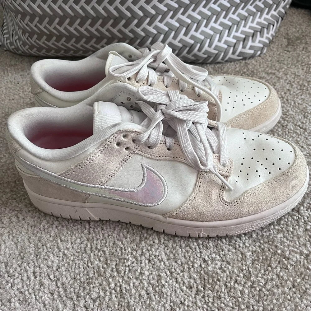 Nike White Pink Beige Sneakers - Picture 2 of 3